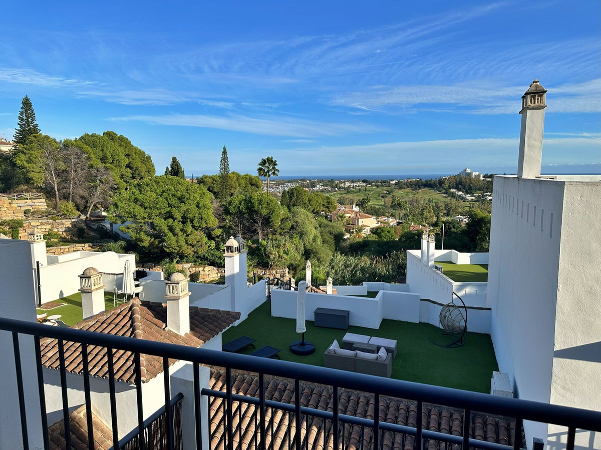 El Paraíso, Estepona